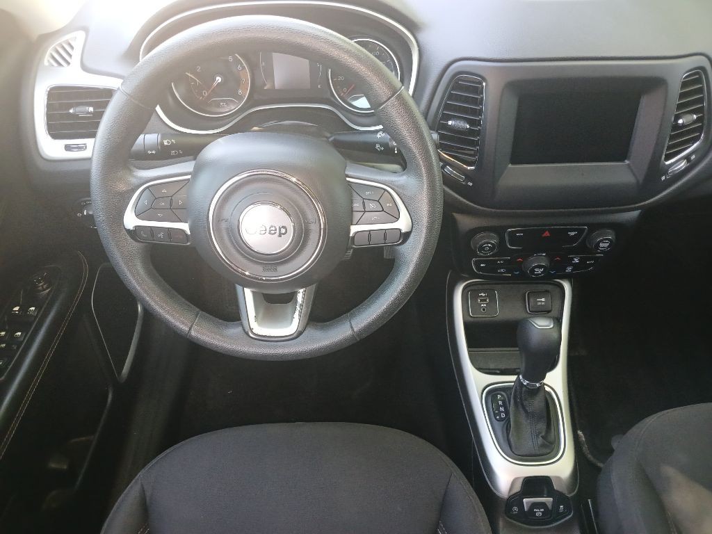 2019 Jeep Compass Image 8