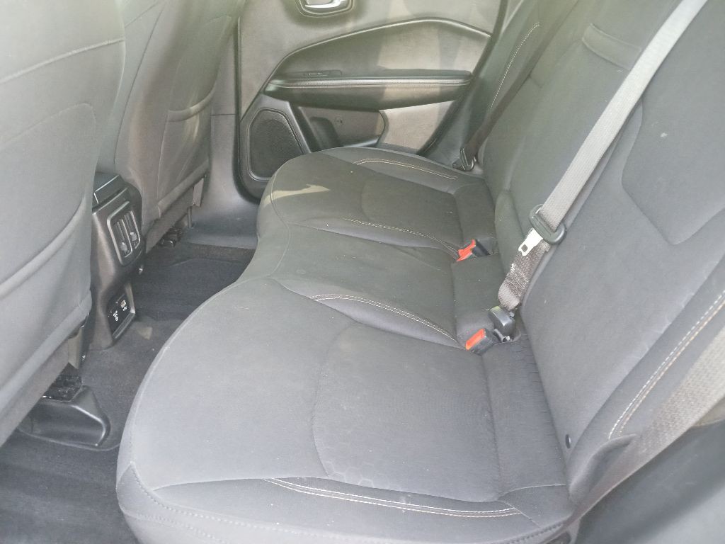 2019 Jeep Compass Image 9
