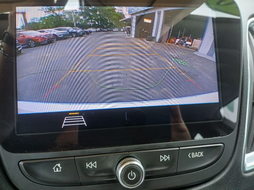 2019 Chevrolet Malibu Image 14