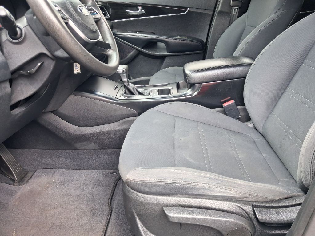 2019 Kia Sorento Image 7
