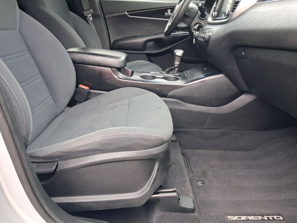 2019 Kia Sorento Image 10