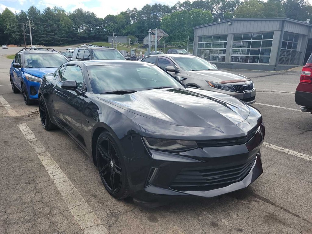 2018 Chevrolet Camaro Image 4