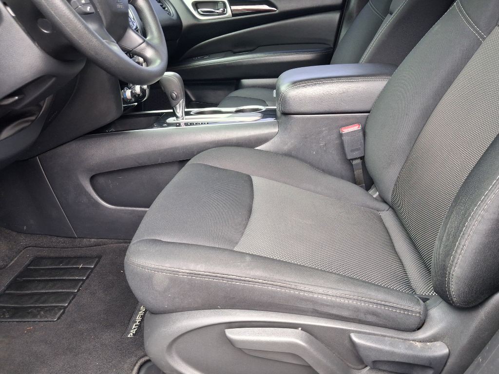 2020 Nissan Pathfinder Image 7