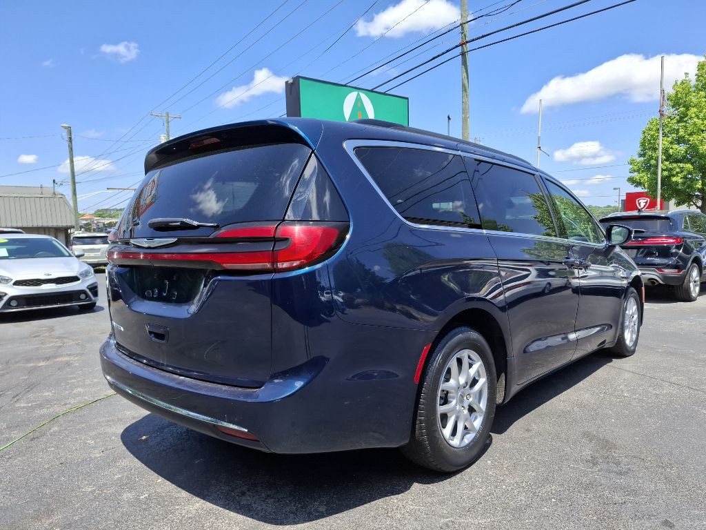 2022 Chrysler Pacifica Image 4