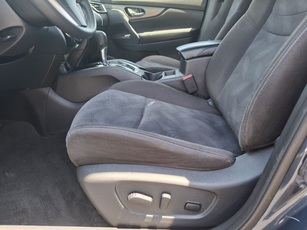 2015 Nissan Rogue Image 7