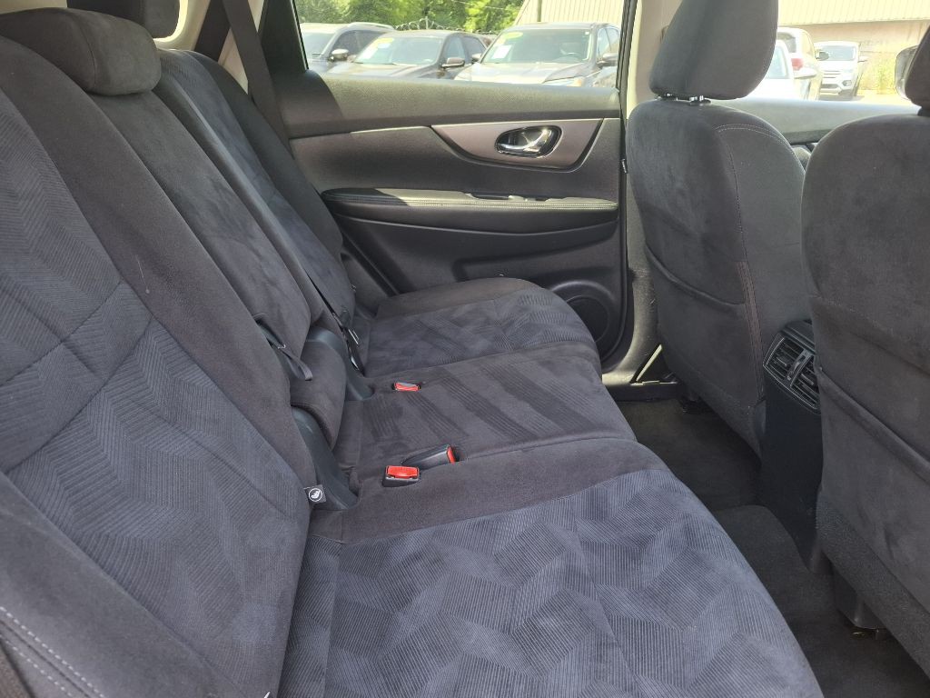 2015 Nissan Rogue Image 8