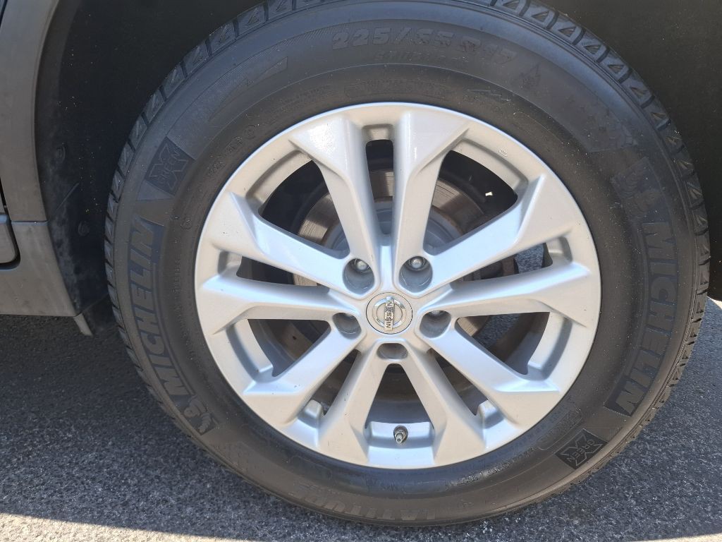 2015 Nissan Rogue Image 12