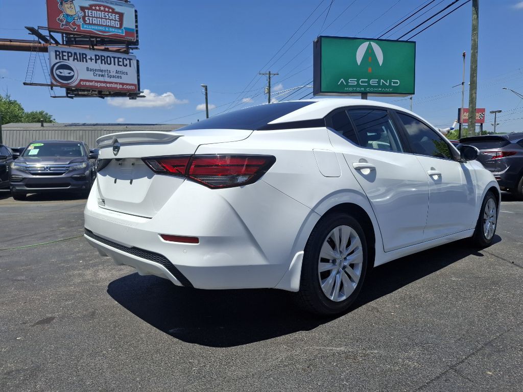 2021 Nissan Sentra Image 3