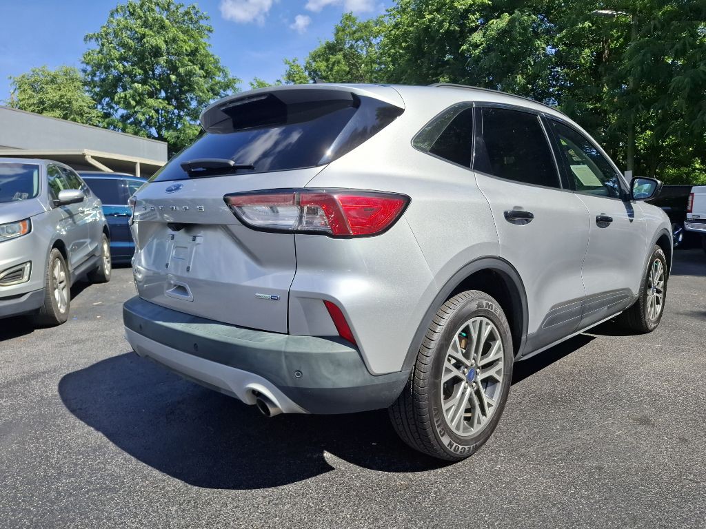 2020 Ford Escape Image 3