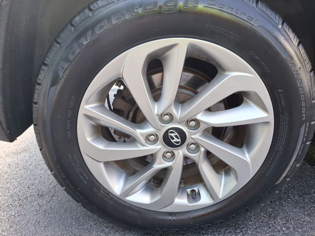 2017 Hyundai Tucson Image 4