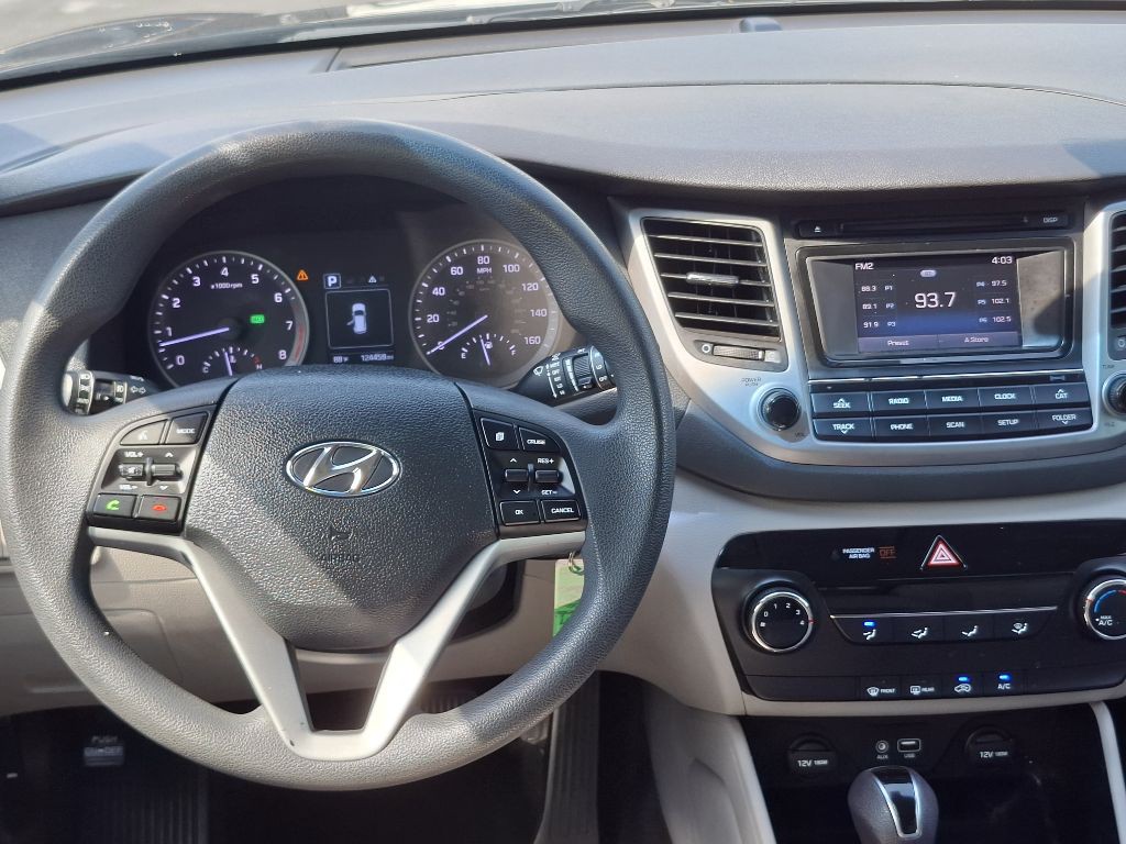 2017 Hyundai Tucson Image 8