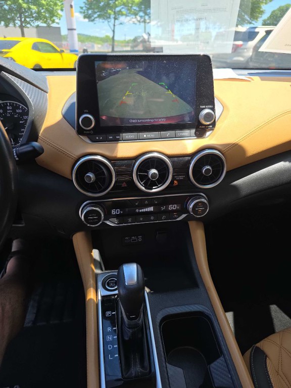 2022 Nissan Sentra Image 2