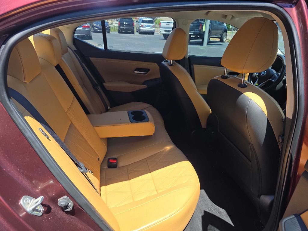 2022 Nissan Sentra Image 13