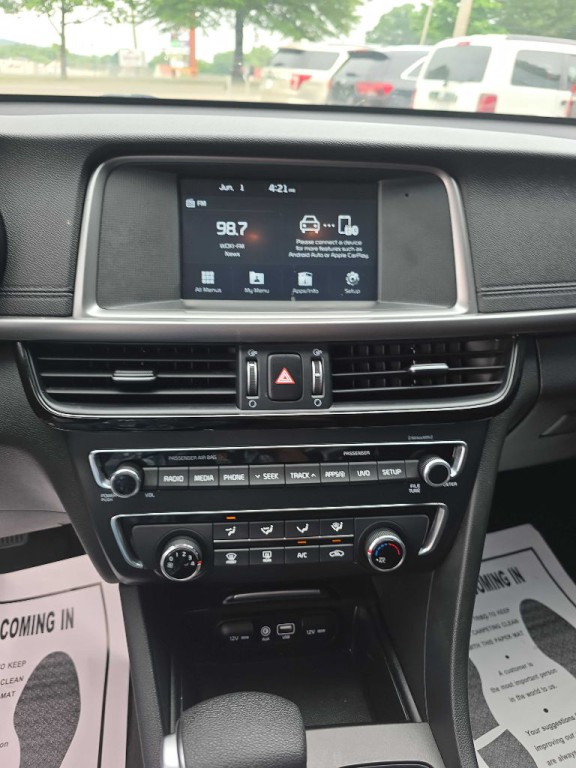 2018 Kia Optima Image 16
