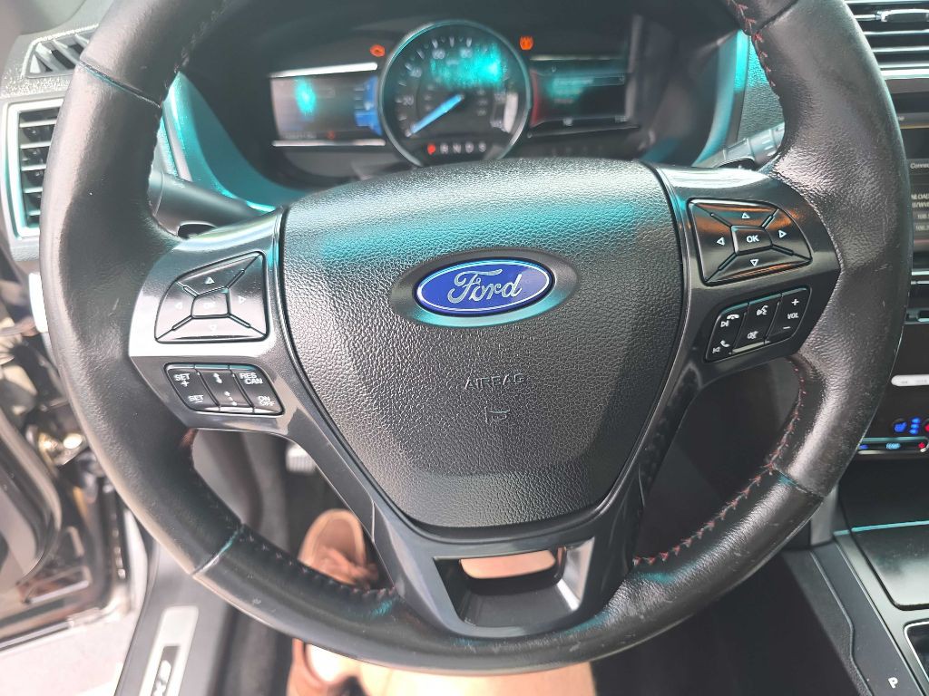 2016 Ford Explorer Image 21