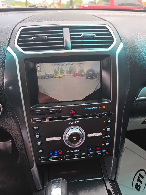 2016 Ford Explorer Image 23