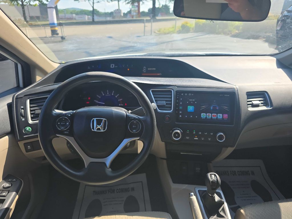 2015 Honda Civic Image 14