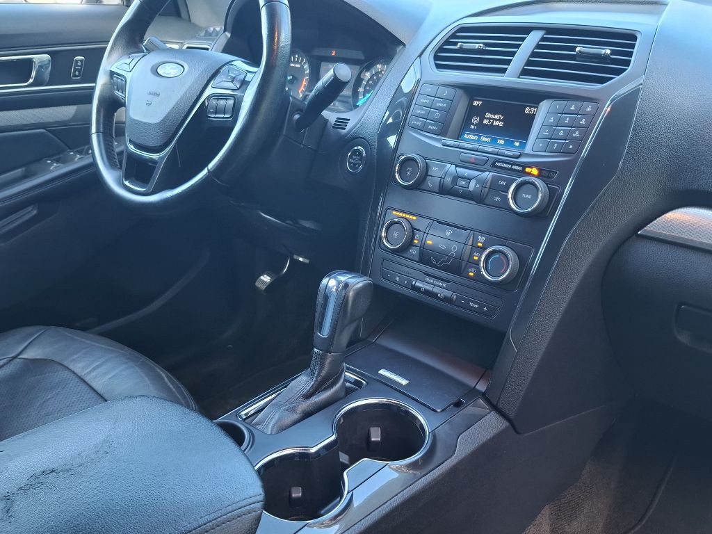 2018 Ford Explorer Image 10