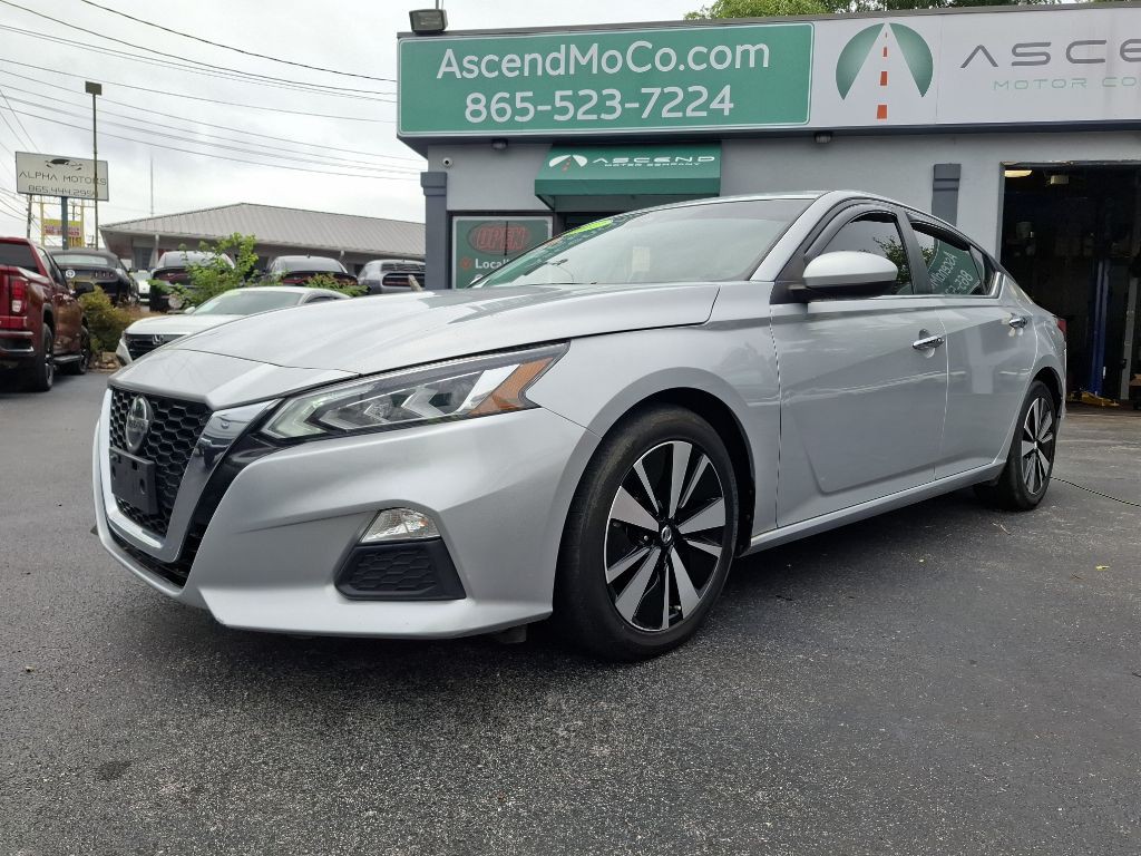 2022 Nissan Altima Image 1