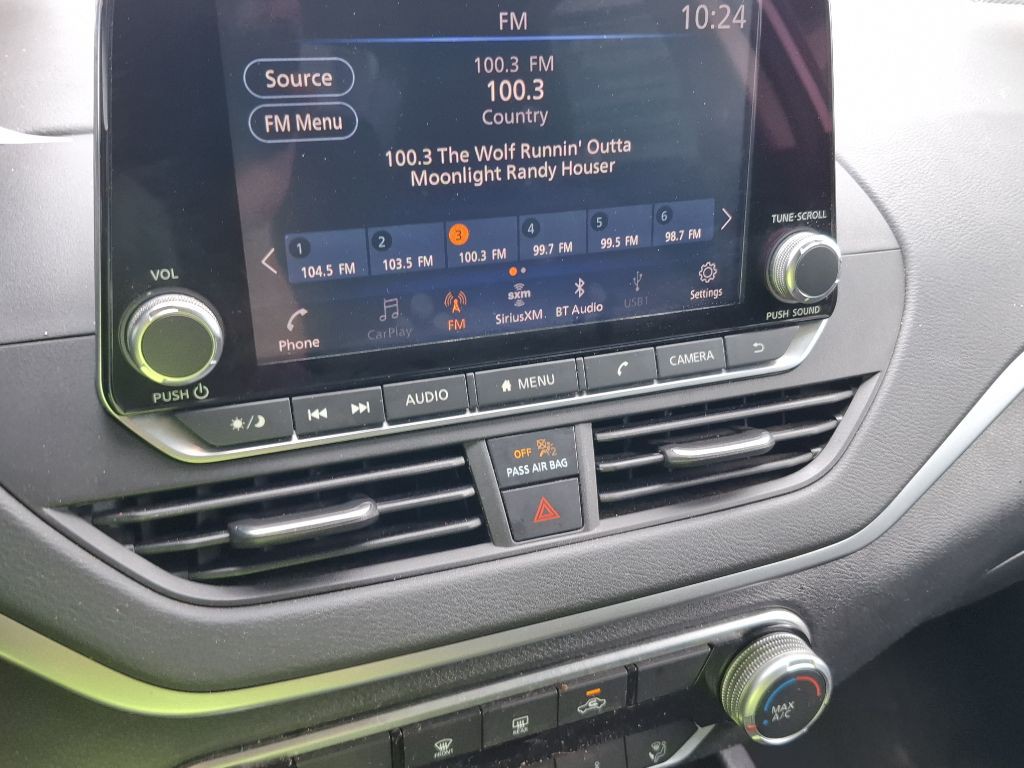 2022 Nissan Altima Image 12