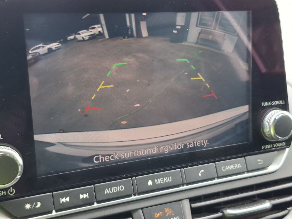 2022 Nissan Altima Image 13