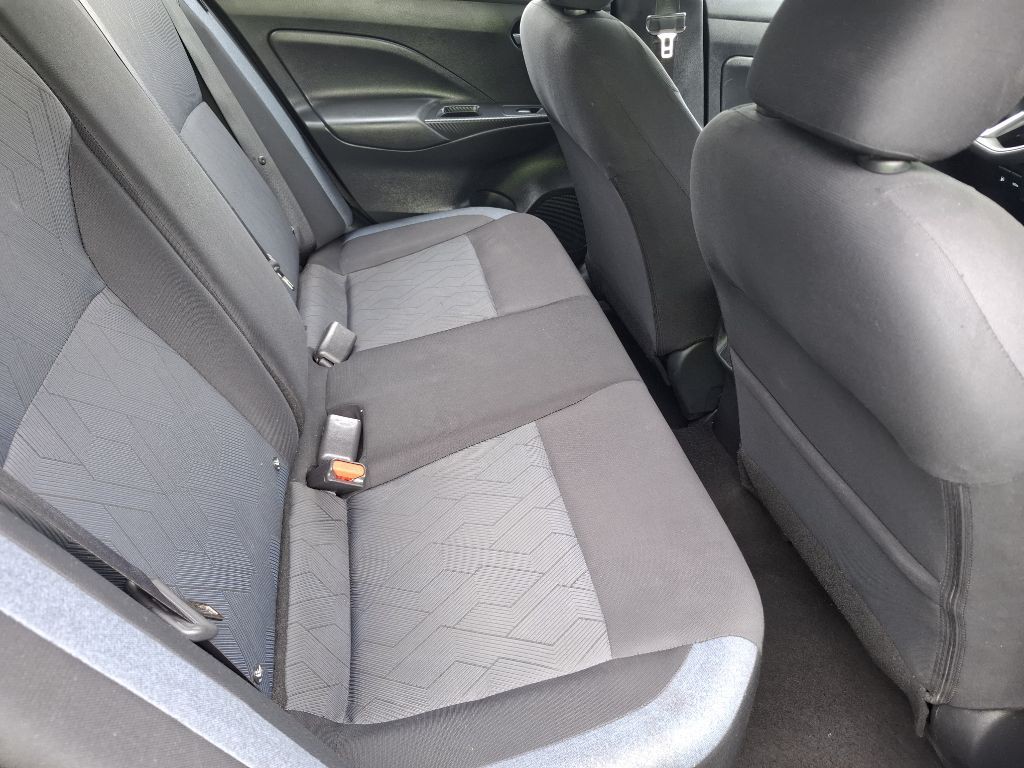 2023 Nissan Versa Image 9