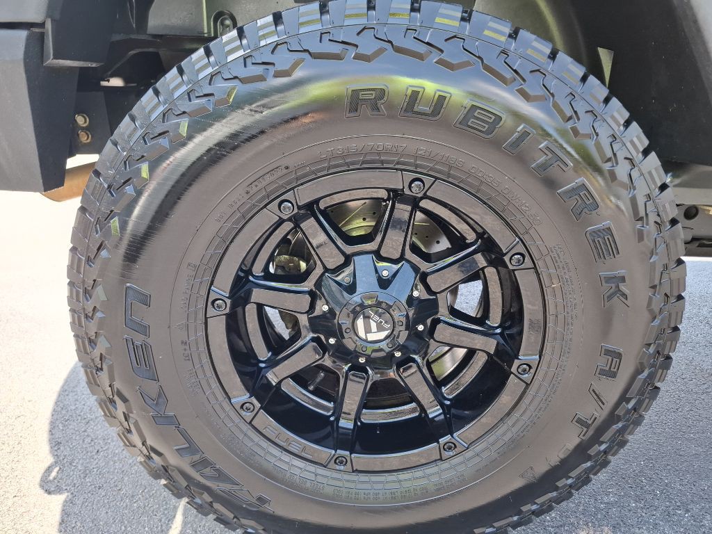 2017 Jeep Wrangler Unlimited Image 9
