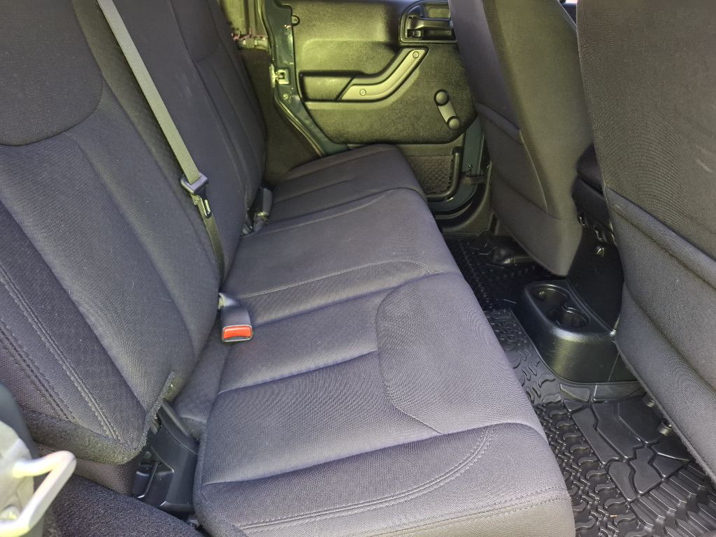 2017 Jeep Wrangler Unlimited Image 12