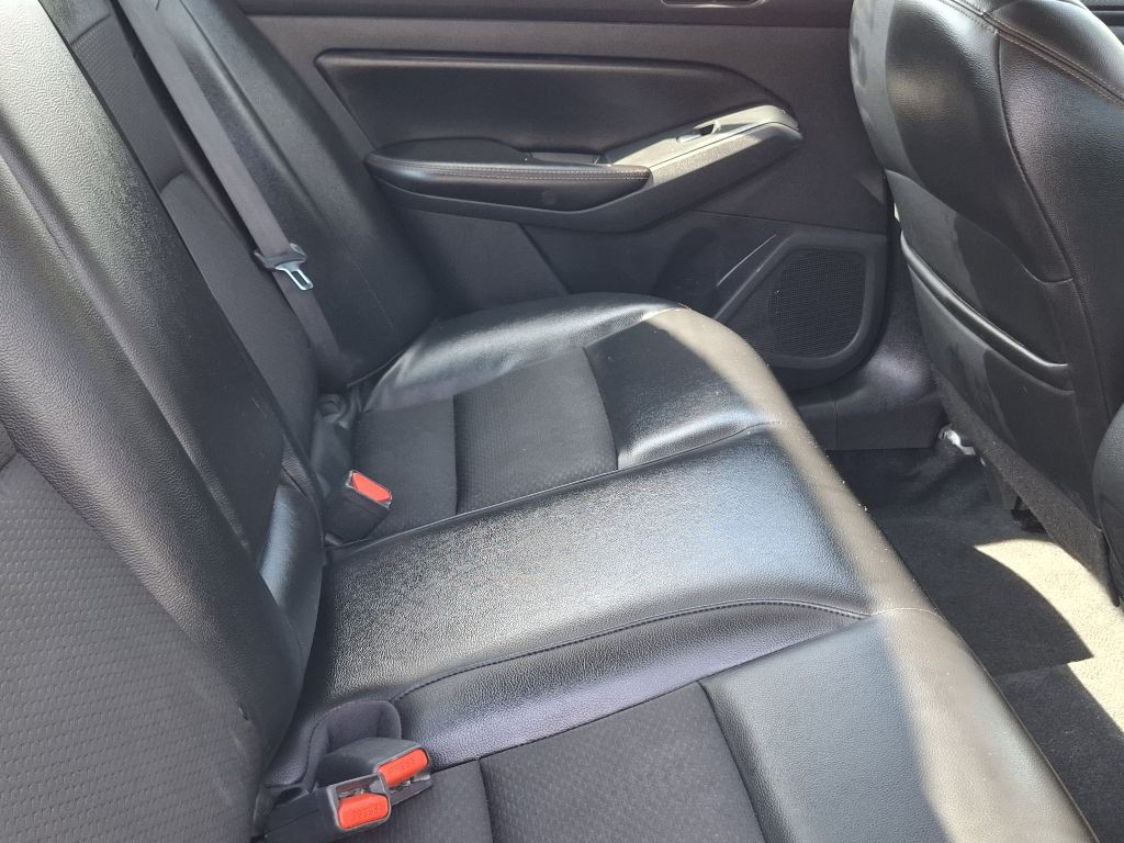2020 Nissan Altima Image 8