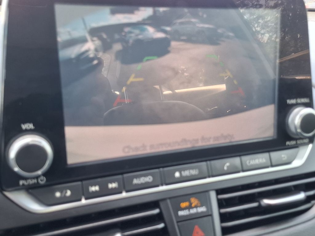 2020 Nissan Altima Image 15