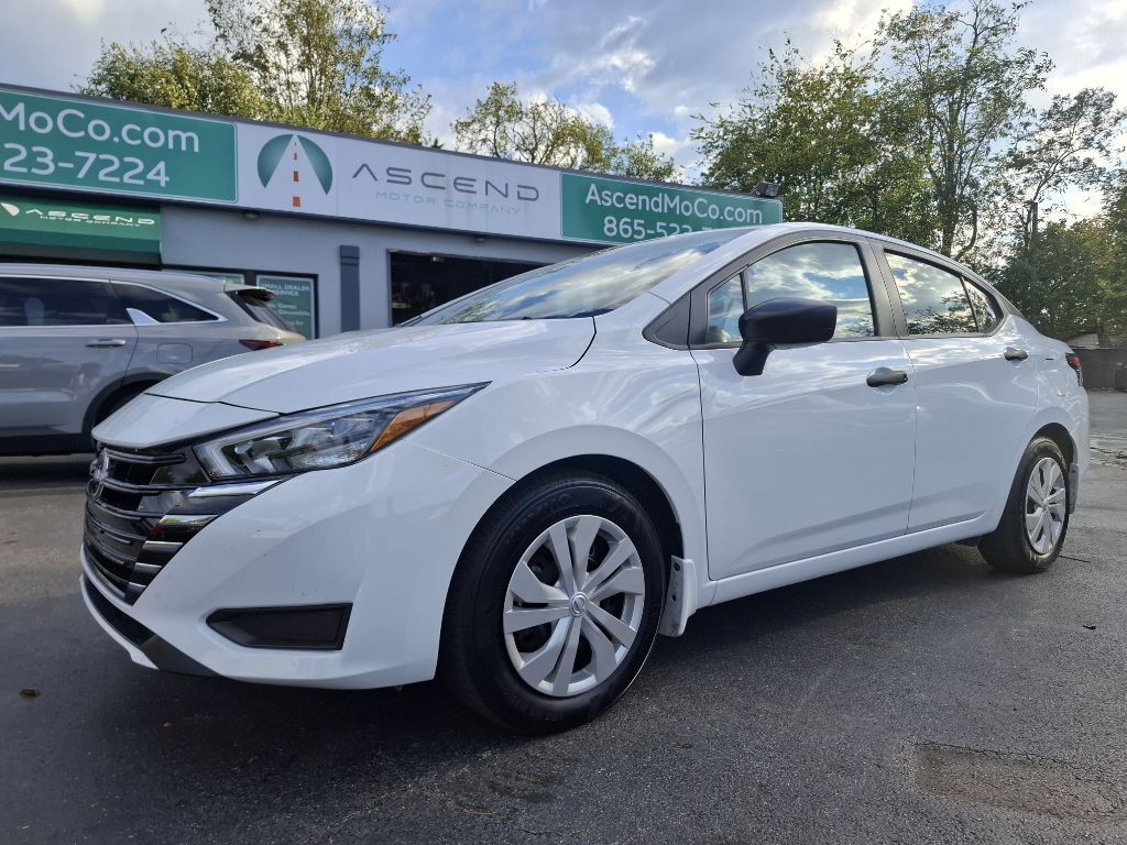 2025 Nissan Versa Image 1