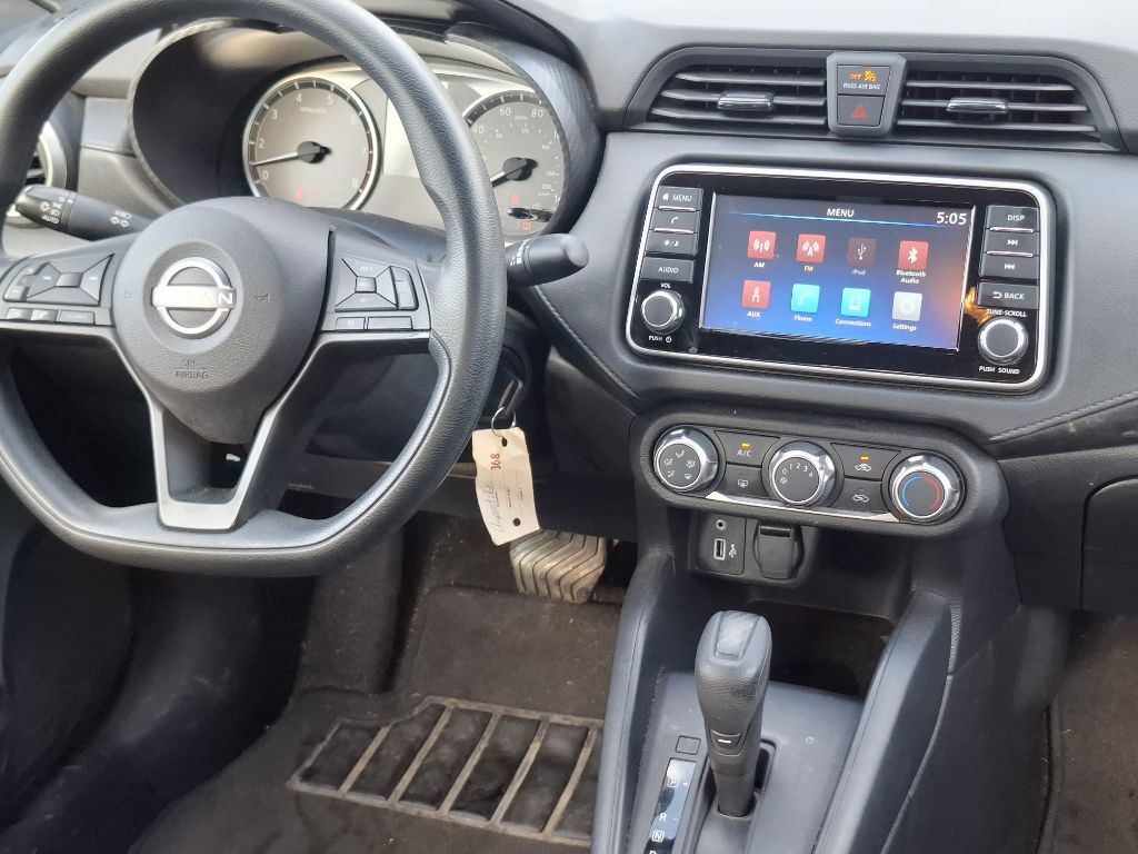 2025 Nissan Versa Image 7