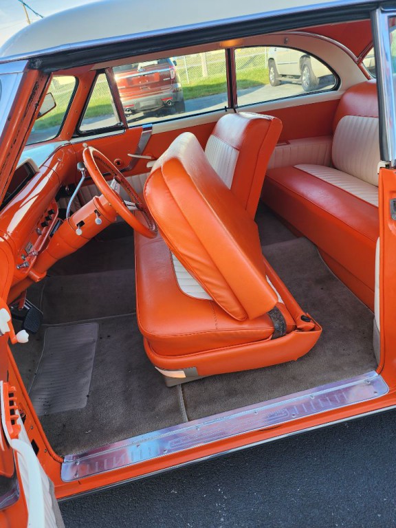 1952 Lincoln Capri Image 10