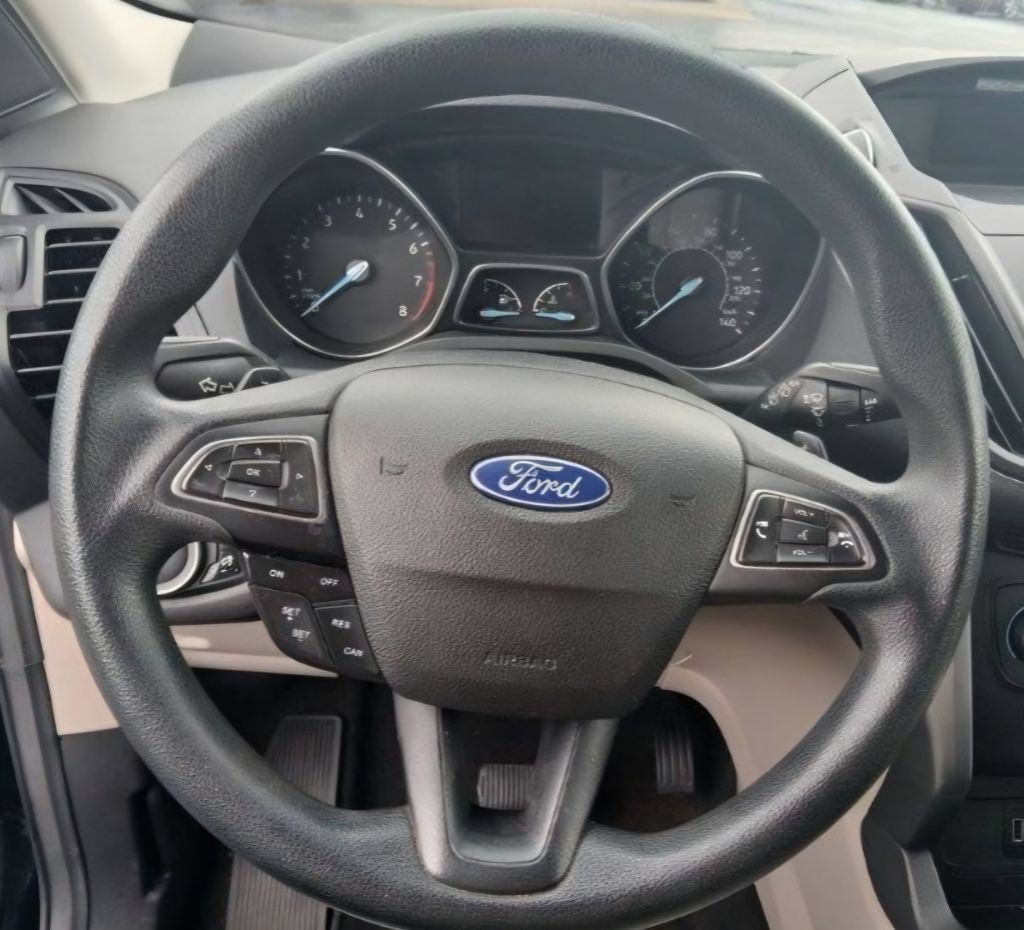 2017 Ford Escape Image 4