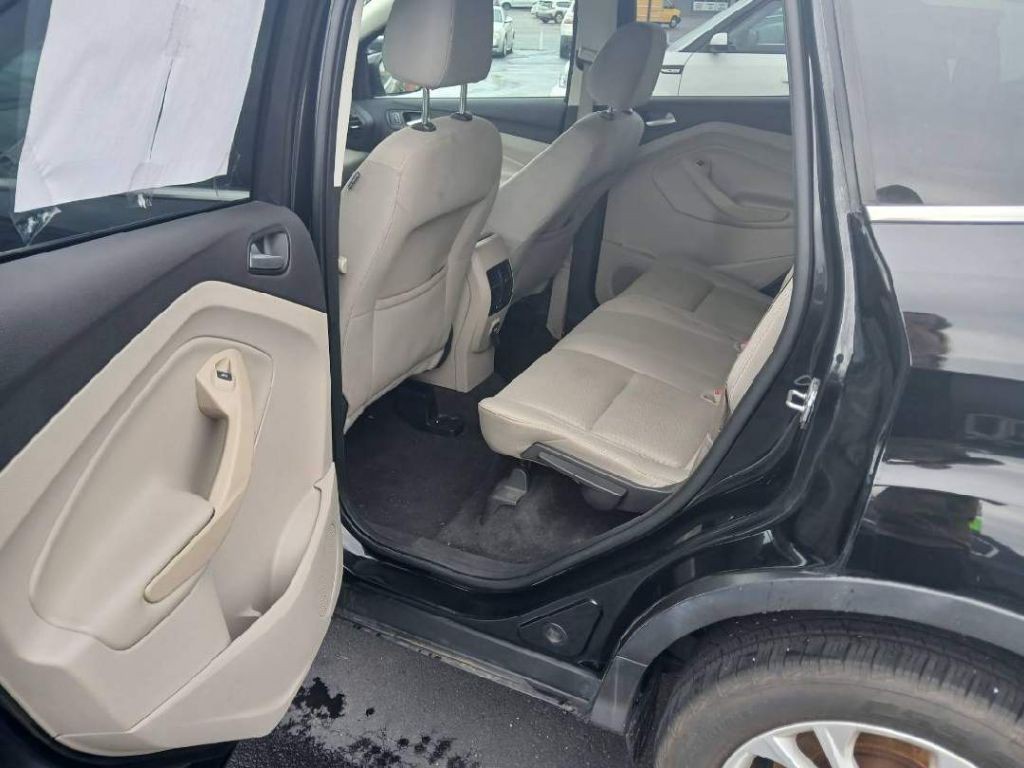 2017 Ford Escape Image 9