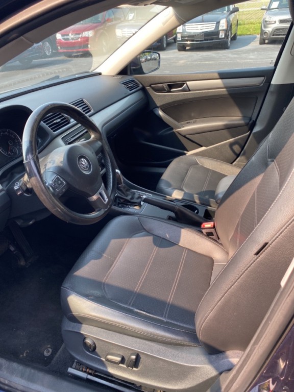 2014 Volkswagen Passat Image 3