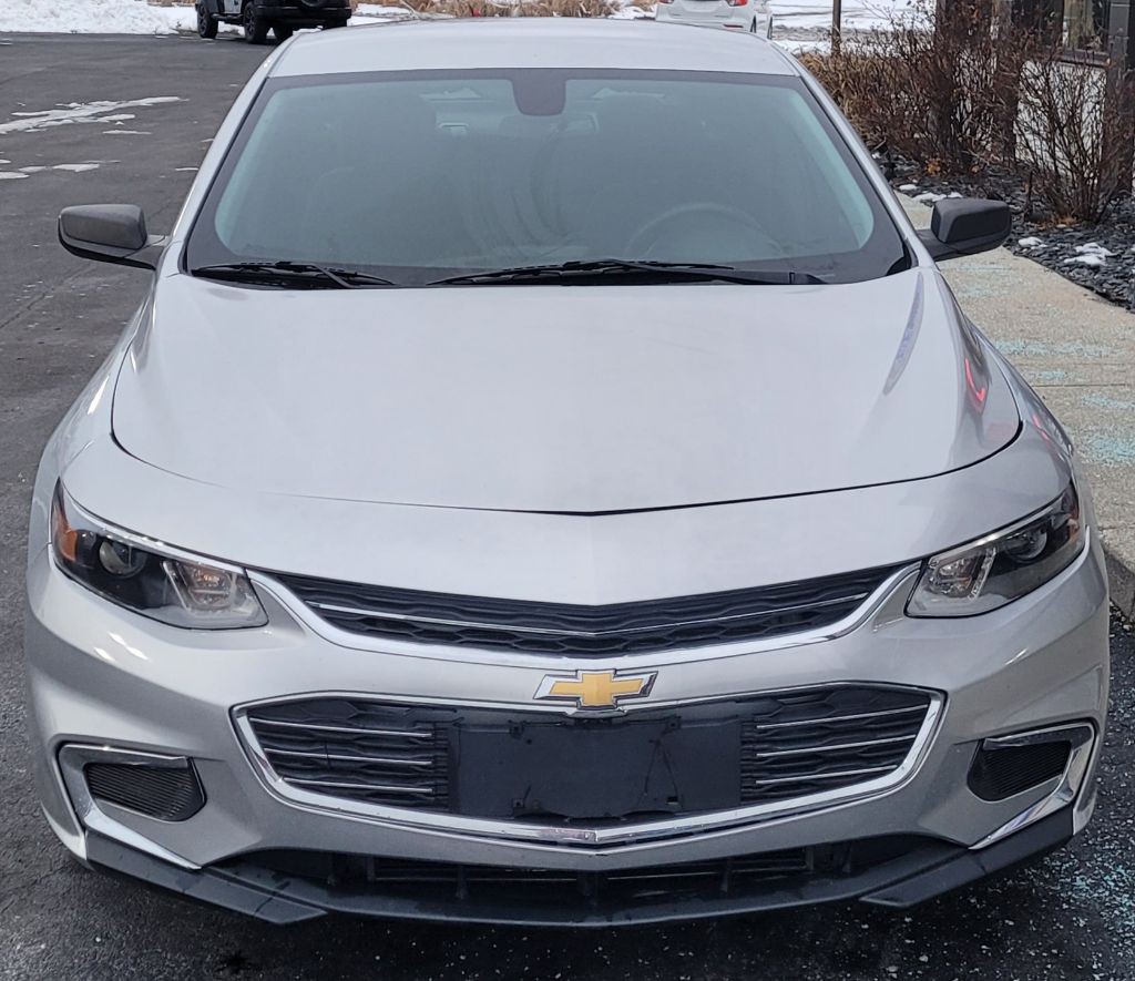 2017 Chevrolet Malibu Image 6