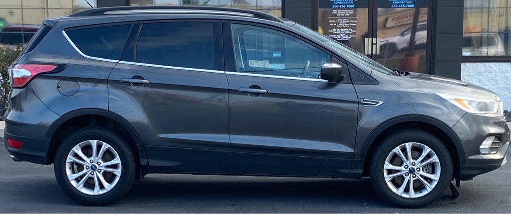 2018 Ford Escape Image 2