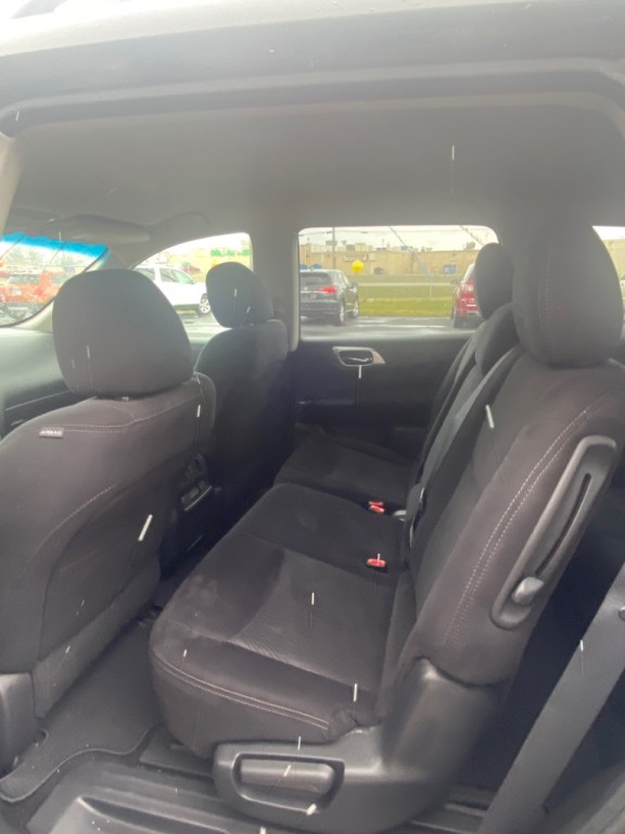 2015 Nissan Pathfinder Image 8