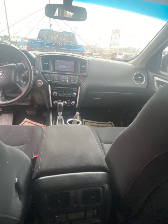 2015 Nissan Pathfinder Image 10
