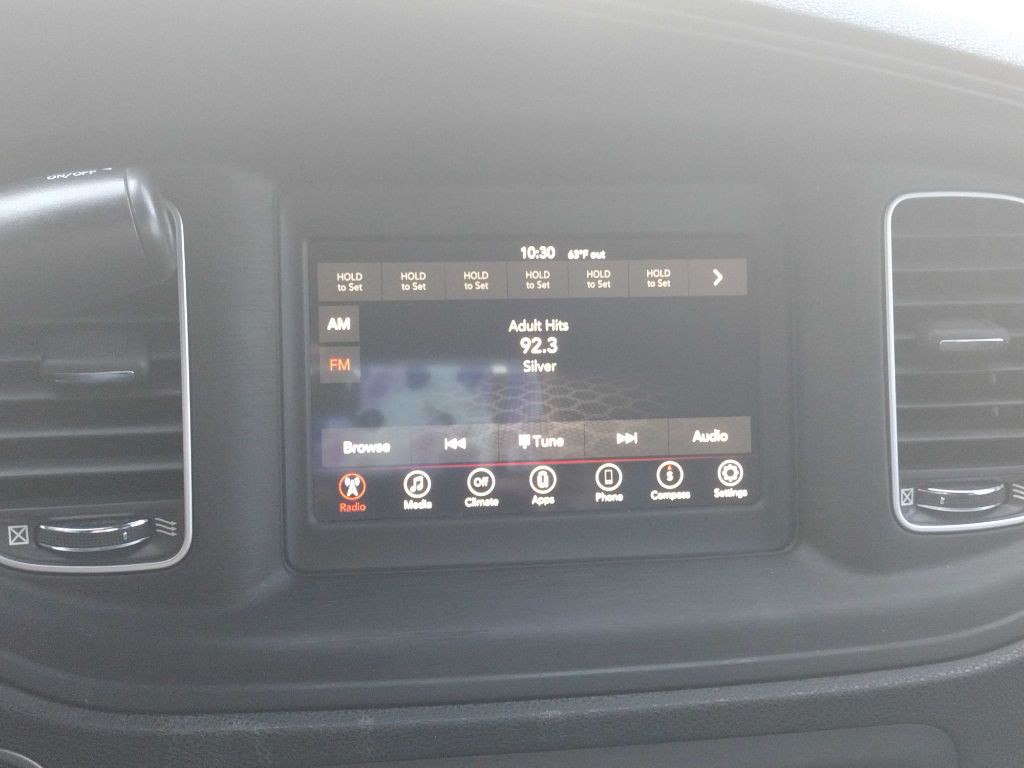 2018 Dodge Charger Image 15