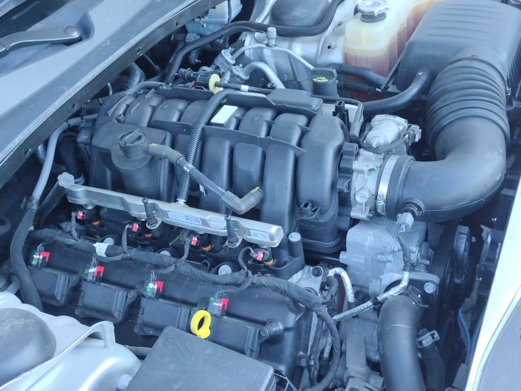 2018 Dodge Charger Image 18