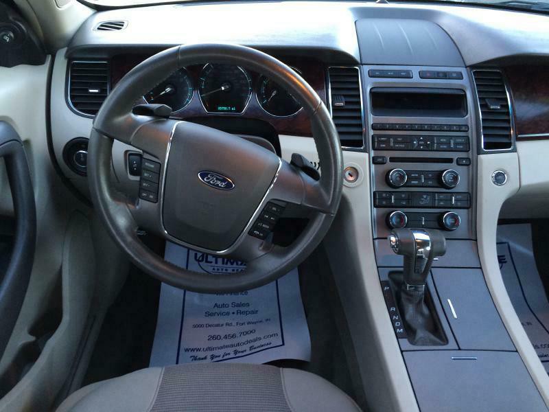 2011 Ford Taurus Image 6