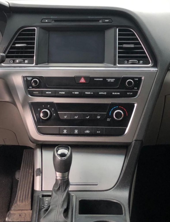 2016 Hyundai Sonata Image 15