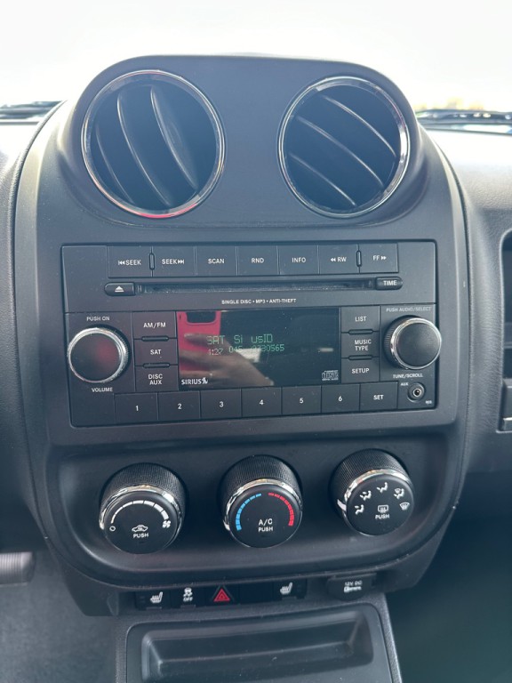 2012 Jeep Patriot Image 29