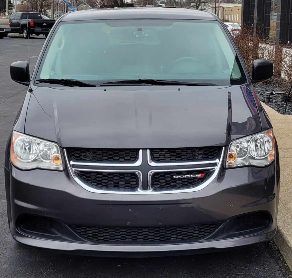 2016 Dodge Grand Caravan Image 2