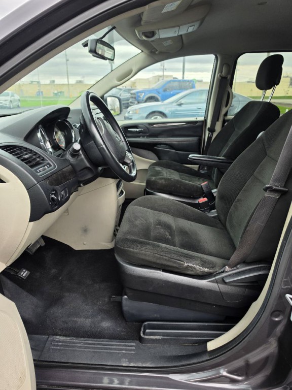 2016 Dodge Grand Caravan Image 11