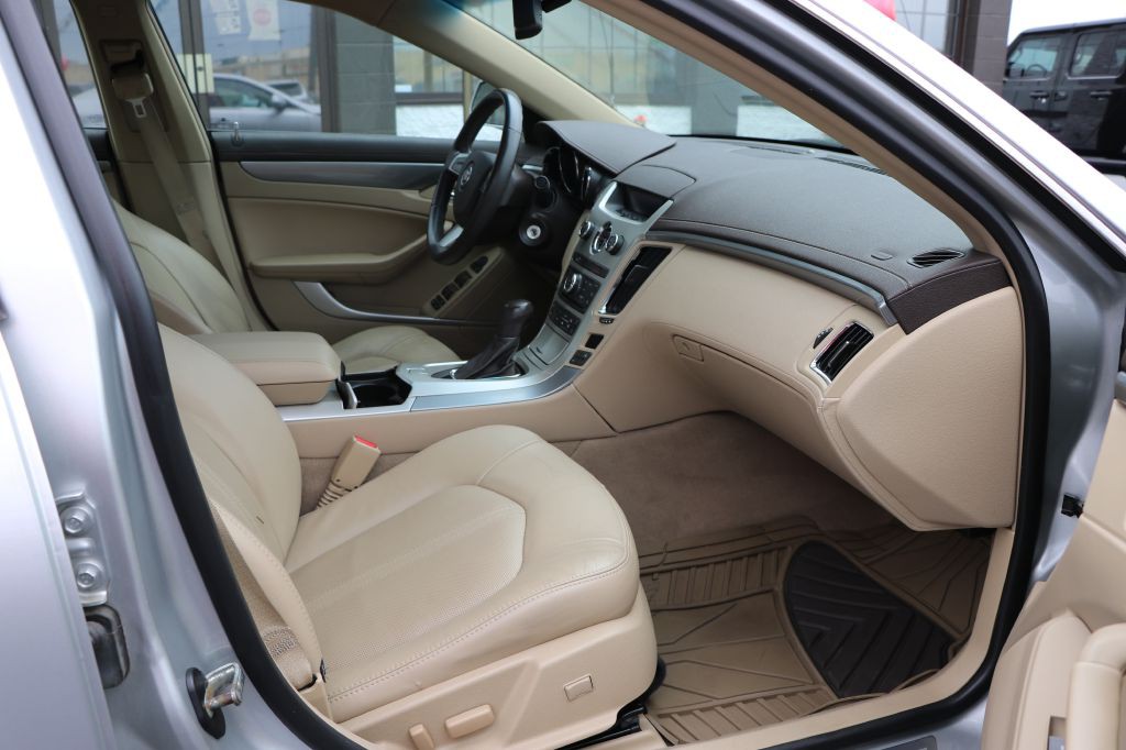 2013 Cadillac CTS Image 11