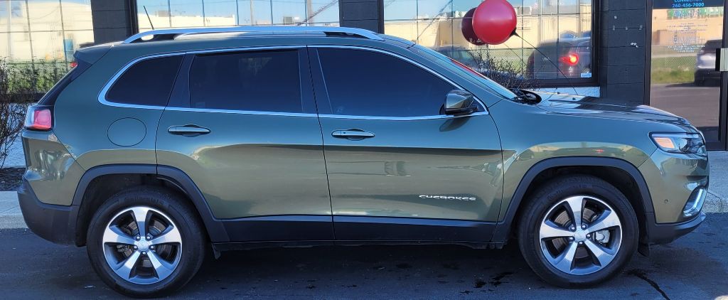 2019 Jeep Cherokee Image 3