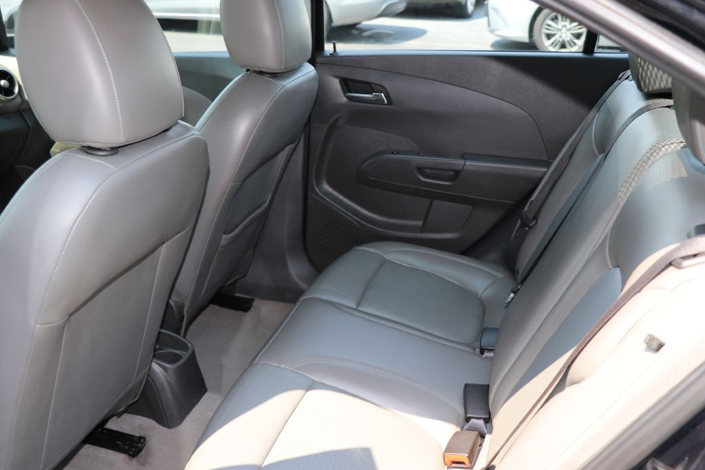 2015 Chevrolet Sonic Image 12